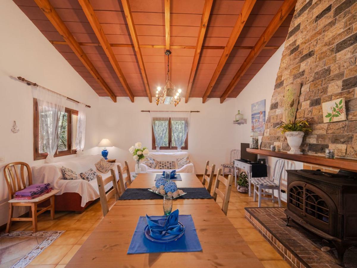 Holiday Home Cala Tuent By Interhome מראה חיצוני תמונה